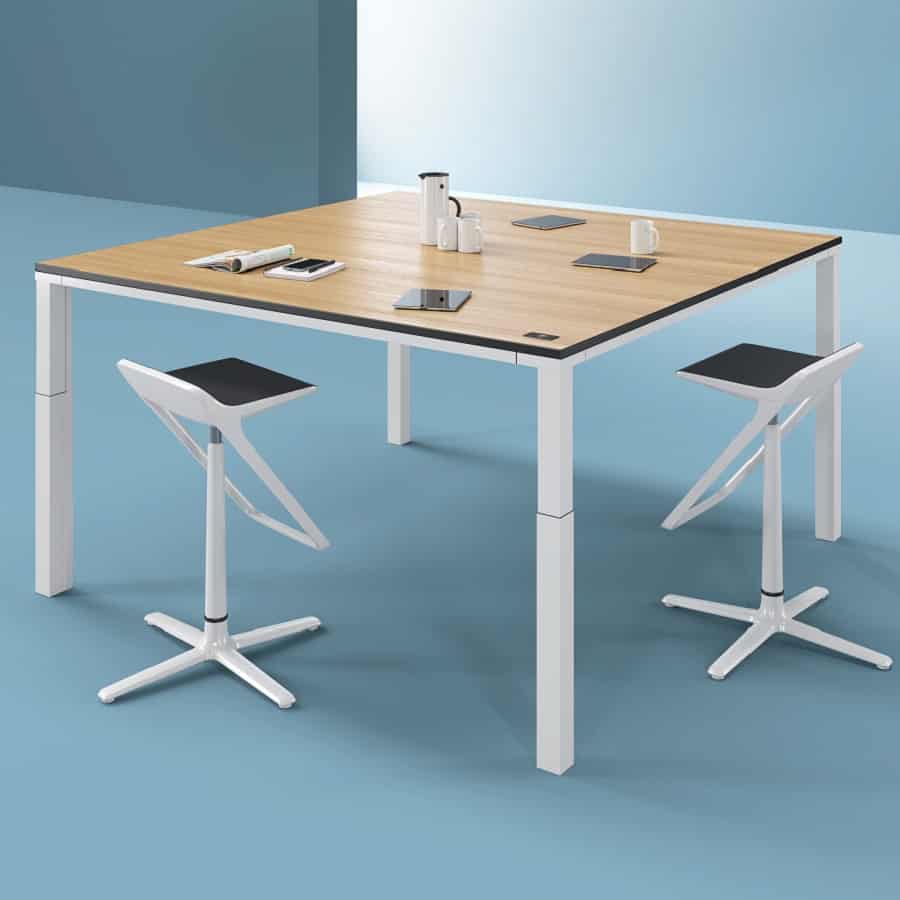 ASSMANN Plaza Height-Adjustable Boardroom Table